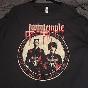 RARE twin Temple glow in the dark T-shirt